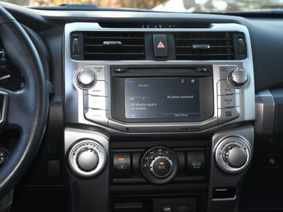2017 Toyota 4Runner - Photo 16