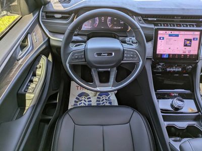 2025 Jeep Grand Cherokee - Photo 14