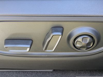 2025 Jeep Grand Cherokee - Photo 18