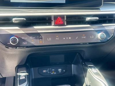 2026 Kia Sorento — photo 15 view