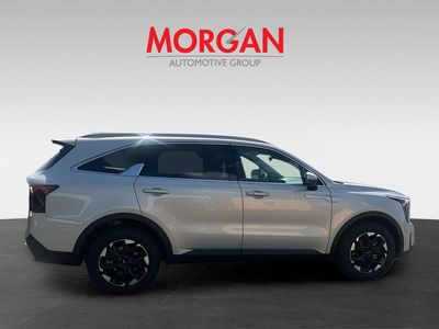 2026 Kia Sorento — photo 8 view