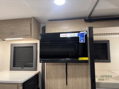 2026 Coachmen RV Entourage — photo 47 view