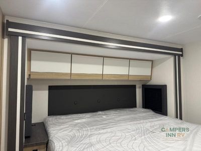 2026 Coachmen RV Entourage — photo 46 view