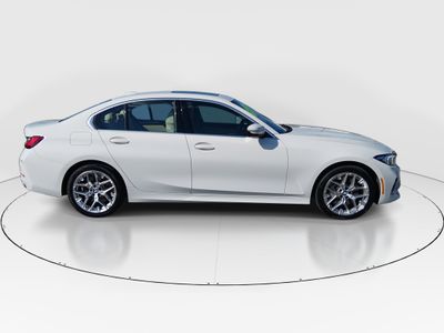 2025 BMW 3 Series - Photo 8