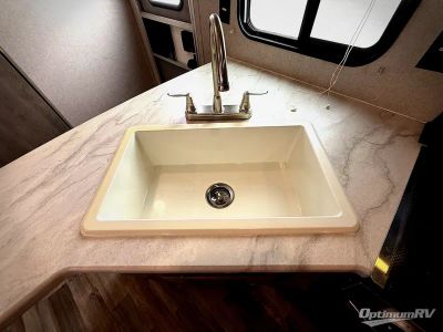 2019 Palomino Puma XLE Lite — photo 7 view