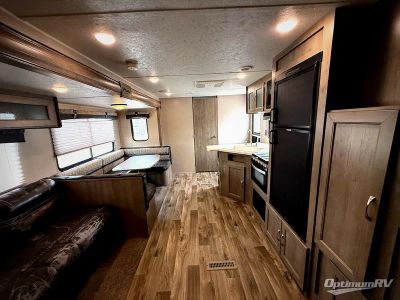2019 Palomino Puma XLE Lite — photo 17 view