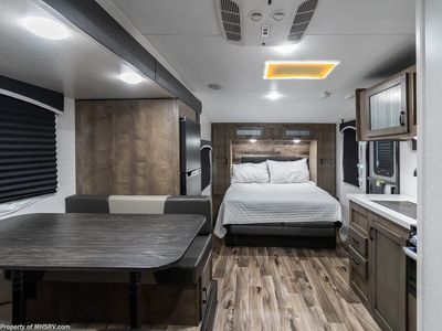2023 Venture RV Sonic - Photo 2
