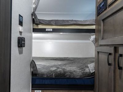 2023 Venture RV Sonic - Photo 25