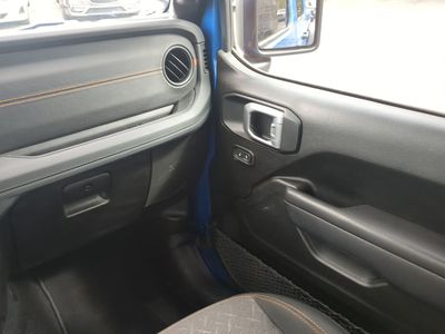 2024 Jeep Gladiator — photo 19 view