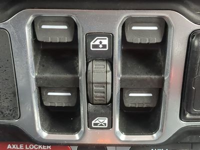 2024 Jeep Gladiator — photo 24 view
