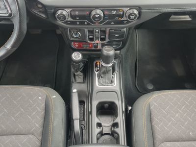 2024 Jeep Gladiator — photo 21 view