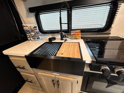 2026 Forest River RV Cherokee Grey Wolf Black Label - Photo 17