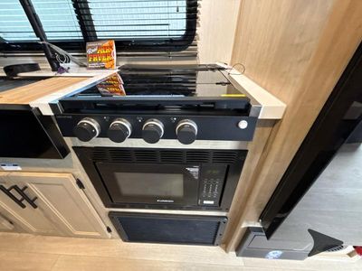 2026 Forest River RV Cherokee Grey Wolf Black Label - Photo 16