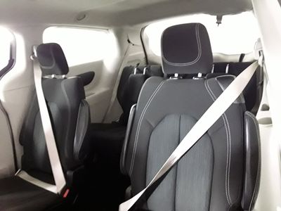 2023 Chrysler Voyager - Photo 11