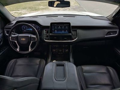 2022 Chevrolet Suburban — photo 15 view