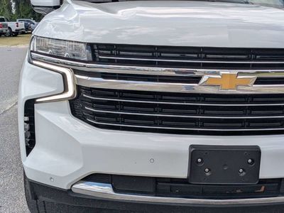 2022 Chevrolet Suburban — photo 10 view