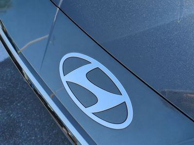 2026 Hyundai ELANTRA — photo 13 view