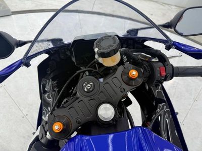 2025 Yamaha YZF-R7 - Photo 4