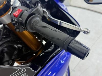 2025 Yamaha YZF-R7 - Photo 8