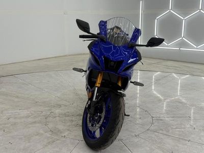 2025 Yamaha YZF-R7 - Photo 11