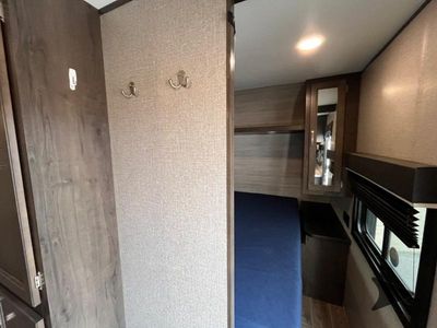 2021 Jayco Jay Flight — photo 10 view