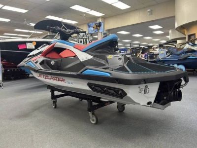 2025 Yamaha Jet Blaster DLX (2up)-Imperial Red/Black — front three-quarter view