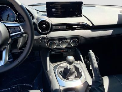 2026 Mazda MX-5 Miata RF — photo 19 view