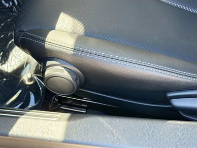 2026 Mazda MX-5 Miata RF — photo 24 view