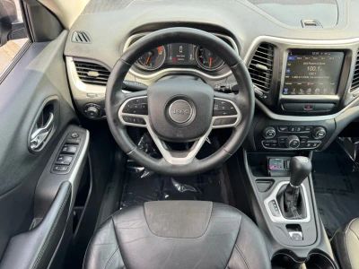 2018 Jeep Cherokee - Photo 16