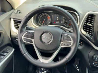 2018 Jeep Cherokee - Photo 19