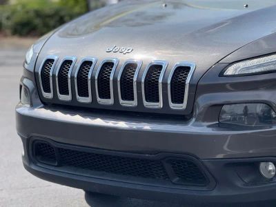 2018 Jeep Cherokee - Photo 10