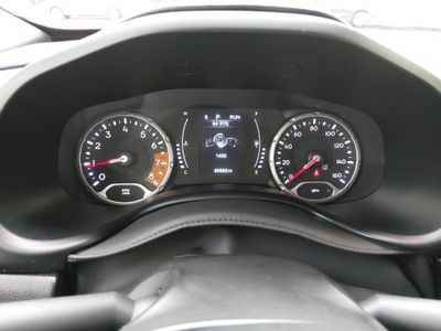 2023 Jeep Renegade — photo 14 view