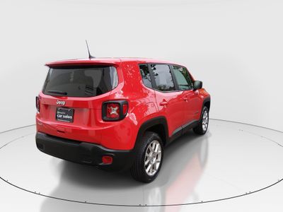 2023 Jeep Renegade — photo 7 view