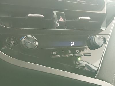 2024 Toyota Camry — photo 18 view