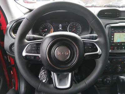 2023 Jeep Renegade - Photo 12