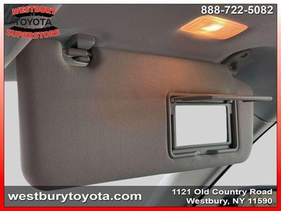 2022 Toyota Highlander - Photo 36