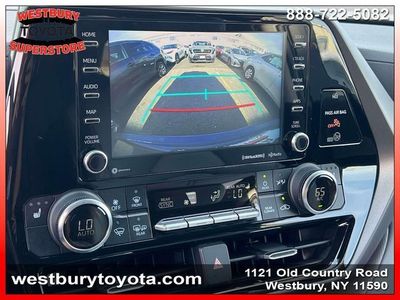 2022 Toyota Highlander - Photo 38