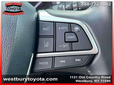 2022 Toyota Highlander - Photo 28