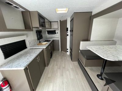 2023 KZ Escape - Photo 11
