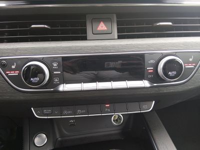 2024 Audi A4 Sedan — photo 17 view