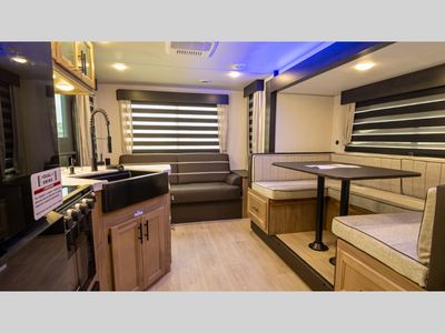 2025 Forest River RV Cherokee Grey Wolf - Photo 31