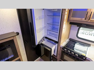 2025 Forest River RV Cherokee Grey Wolf - Photo 21