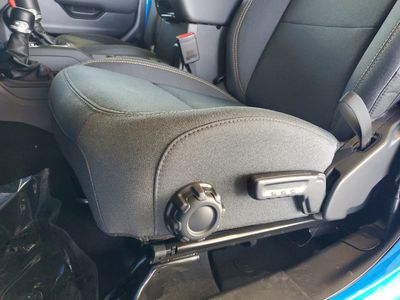 2026 Jeep Wrangler — photo 19 view