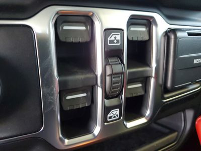 2026 Jeep Wrangler — photo 15 view
