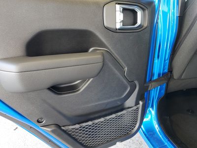 2026 Jeep Wrangler — photo 13 view