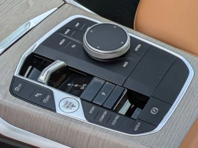 2025 BMW 3 Series - Photo 17