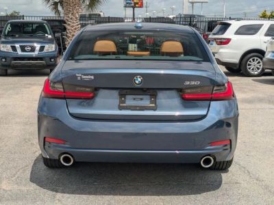 2025 BMW 3 Series - Photo 4