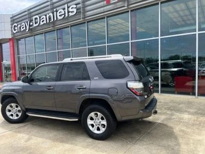 2017 Toyota 4Runner - Photo 2