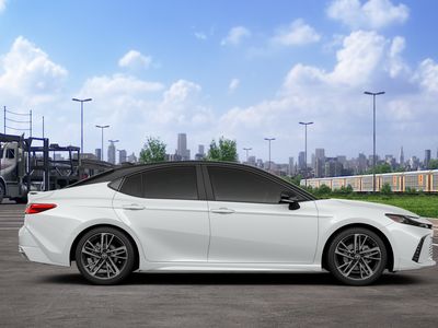 2026 Toyota Camry - Photo 14