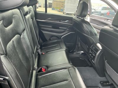 2023 Jeep Grand Cherokee - Photo 18